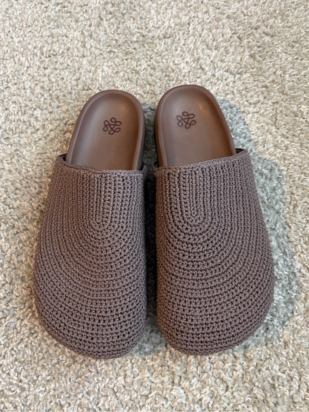 The Sak Bolinas Clogs crochet mushroom size 10